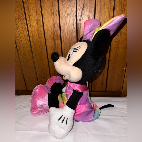 ππΈSINGING DISNEY MINNIE MOUSE COLLECTION πΈ π - Picture 7 of 13